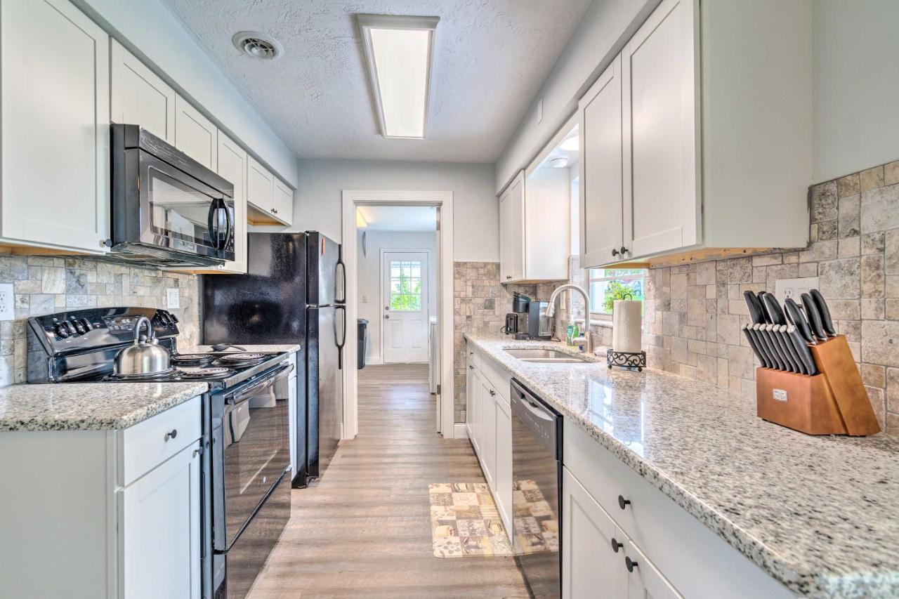 Contemporary Beverly Hills Gem With Sun Room! المظهر الخارجي الصورة